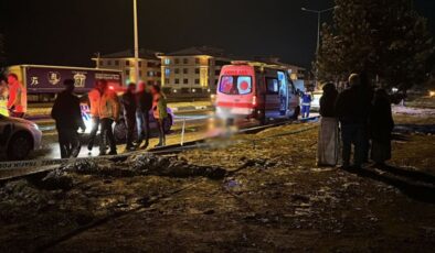 Kütahya’da evli çifte otomobil çarptı: 1 ölü, 1 yaralı