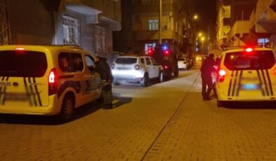 Diyarbakır’da akraba iki ailenin kavgası kanlı bitti: 2’si ağır 3 yaralı